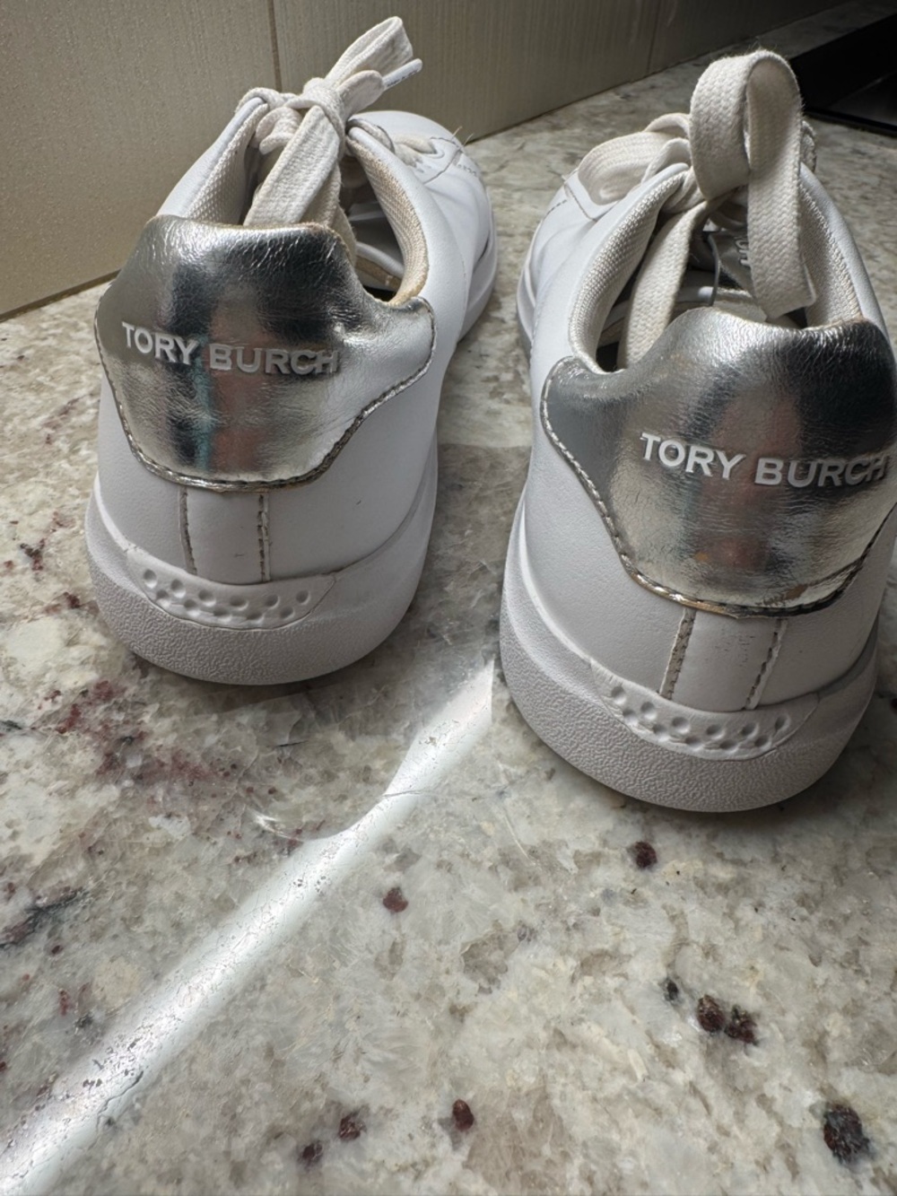 Tory Burch Double T Howell Court Sneaker with Silver Metallic Heel Sz 7 - Picture 7 of 10